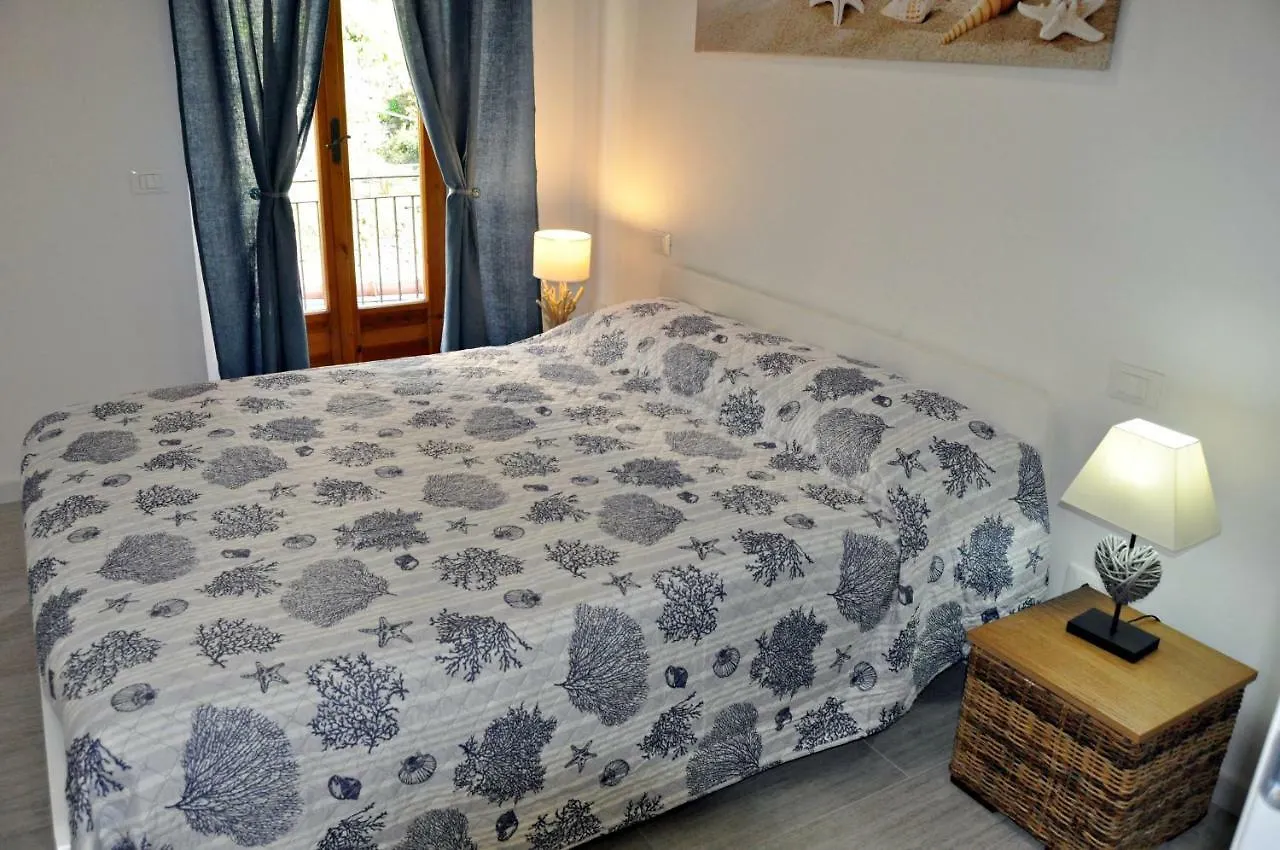 Nibea Suite Manarola Apartamento